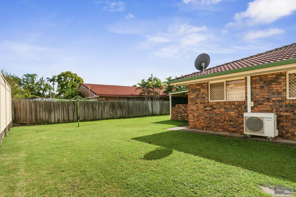 5 Helmsley Court, Yamanto QLD 4305, Image 1