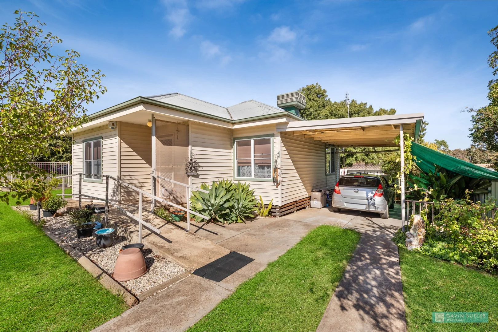 17 Bray Street, Long Gully VIC 3550