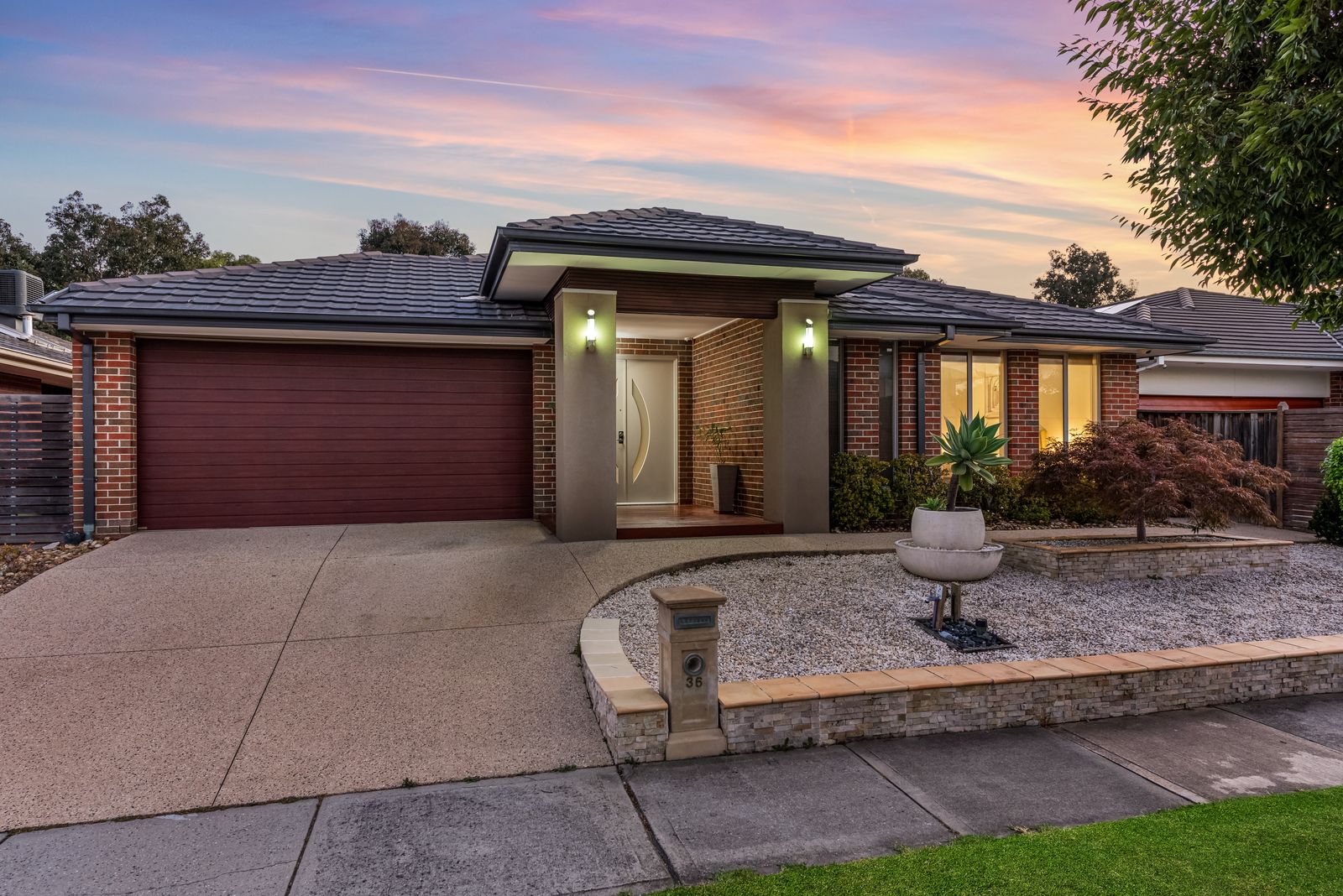 4 bedrooms House in 36 Clarendon Drive KEYSBOROUGH VIC, 3173