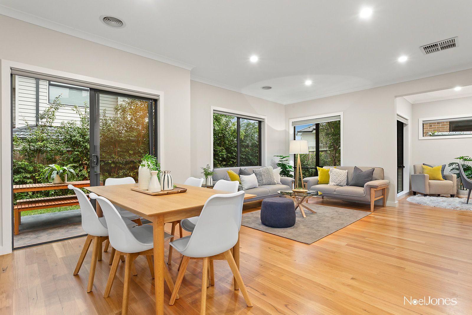 2/10-12 Shady Grove, Nunawading VIC 3131, Image 2