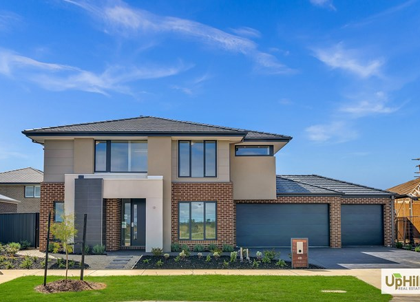 49 Winchcombe Way, Cranbourne North VIC 3977