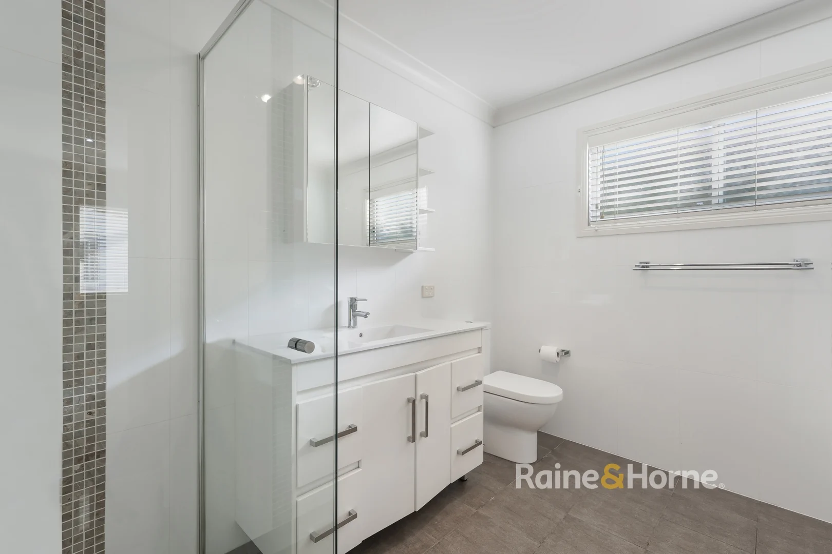 Additional image 9 of 2/64 Gallipoli Avenue, Blackwall NSW 2256