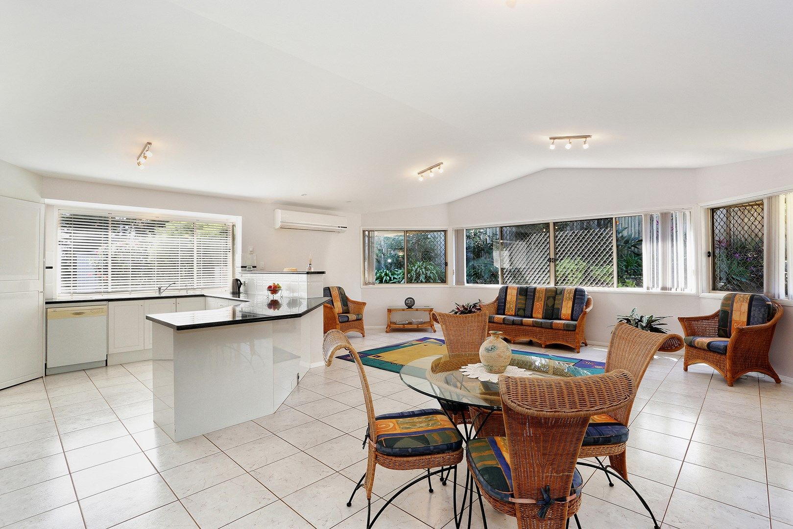 34 Birnam Avenue, Banora Point NSW 2486, Image 0