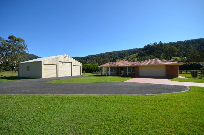 4 bedrooms House in  CANUNGRA QLD, 4275