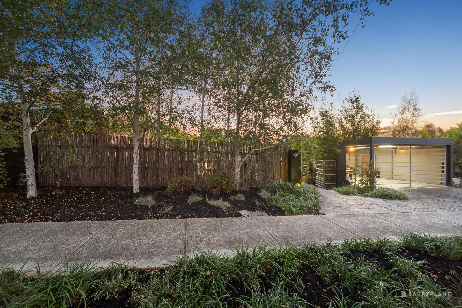 90 Lyon Road, Viewbank VIC 3084, Image 1