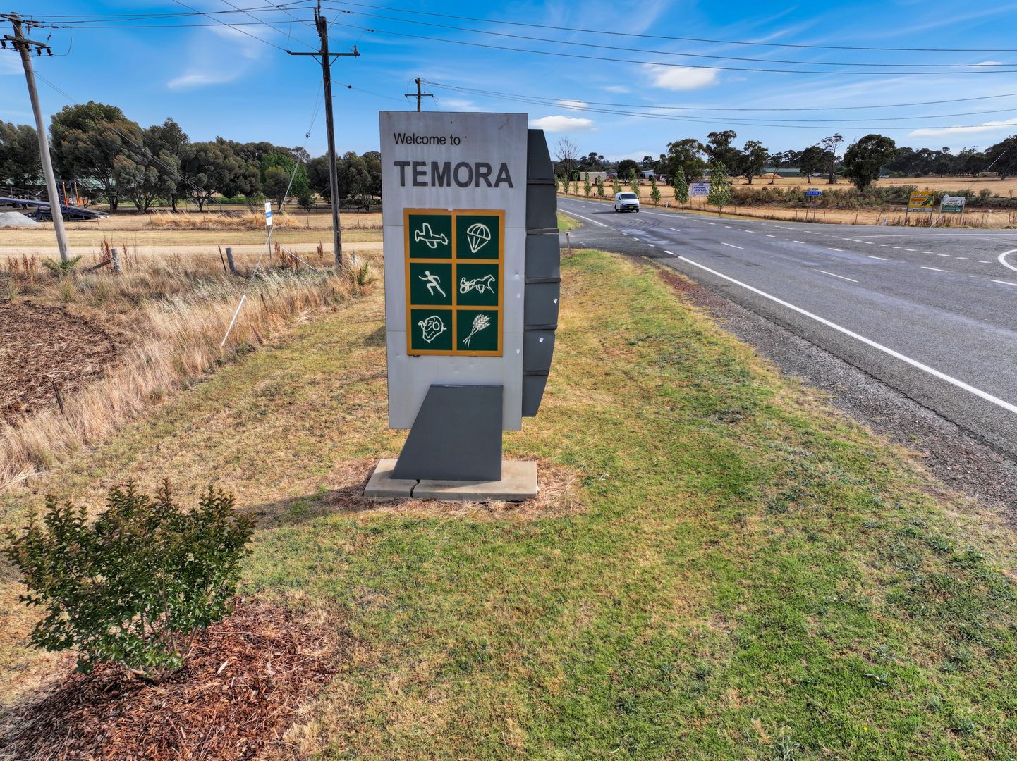 39 Kurrajong Street, Temora NSW 2666, Image 1