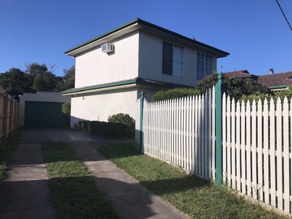 4 bedrooms House in 22 Plaza Crescent DINGLEY VILLAGE VIC, 3172