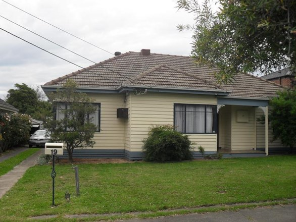 19 Halliday Street, Mount Waverley VIC 3149