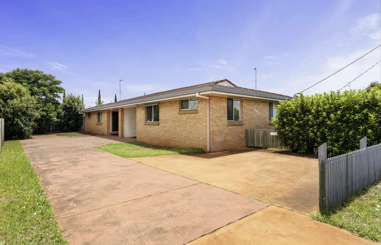 2/501 Stenner Street, Harristown QLD 4350