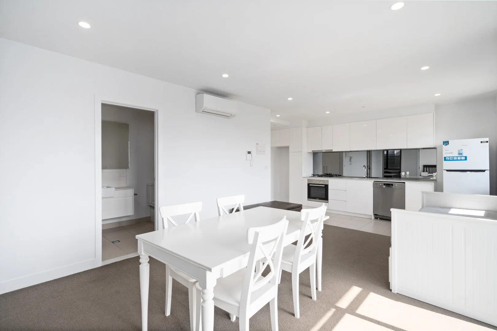 Additional image 5 of Unit 104/373-377 Burwood Highway, Burwood VIC 3125