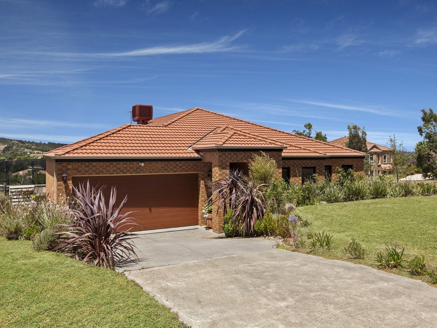 270 Hidden Valley Boulevard, Wallan Property History & Address
