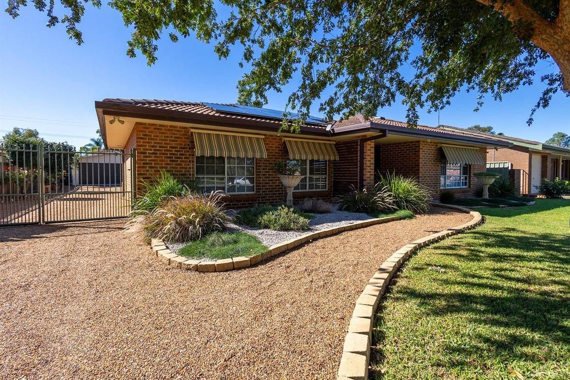 Picture of 14 Royal Parade, DUBBO NSW 2830