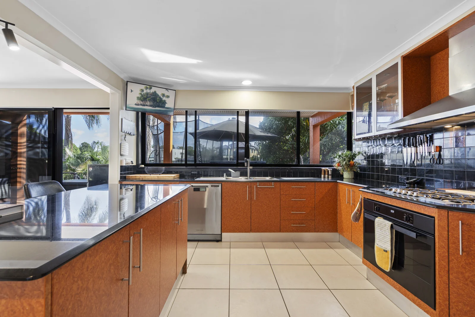 Additional image 12 of 138 Amalfi Drive, Isle Of Capri QLD 4217