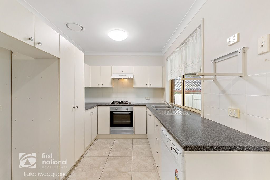 4 Karwyn Close, Edgeworth NSW 2285, Image 2