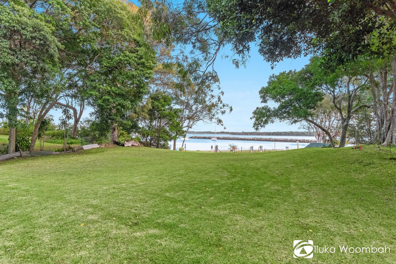 2/10 Queens Lane, Iluka NSW 2466, Image 1