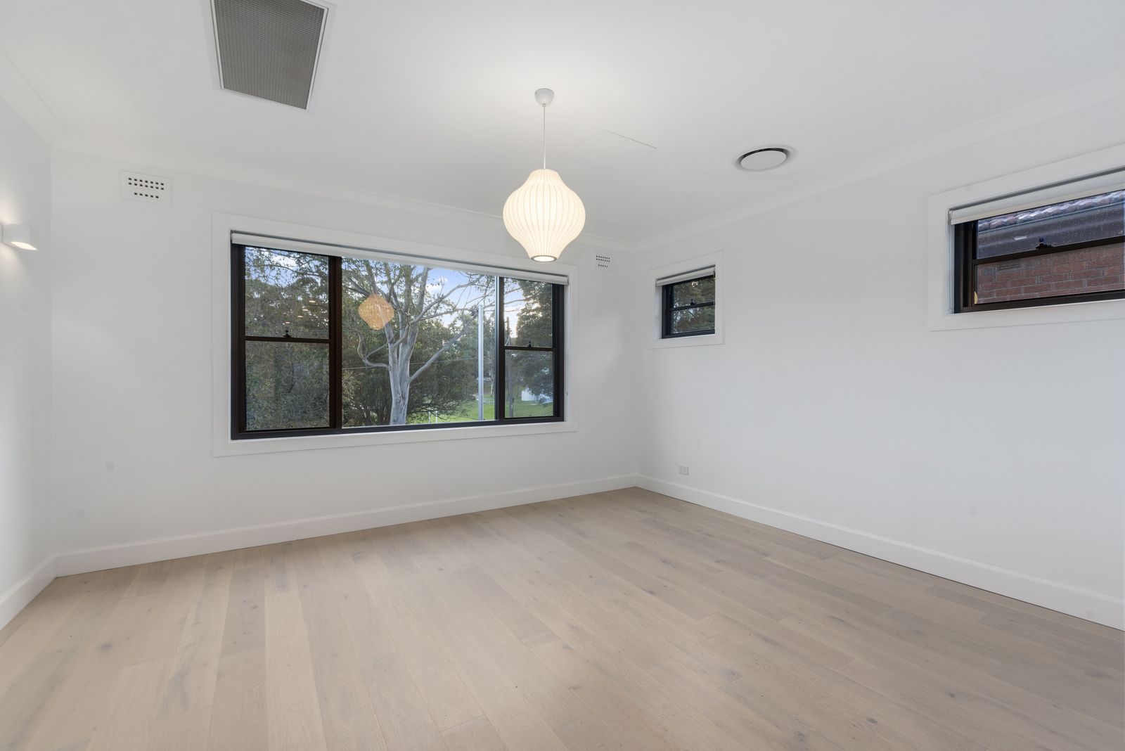 7 bedrooms House in 28 Phoenix Street LANE COVE NSW, 2066