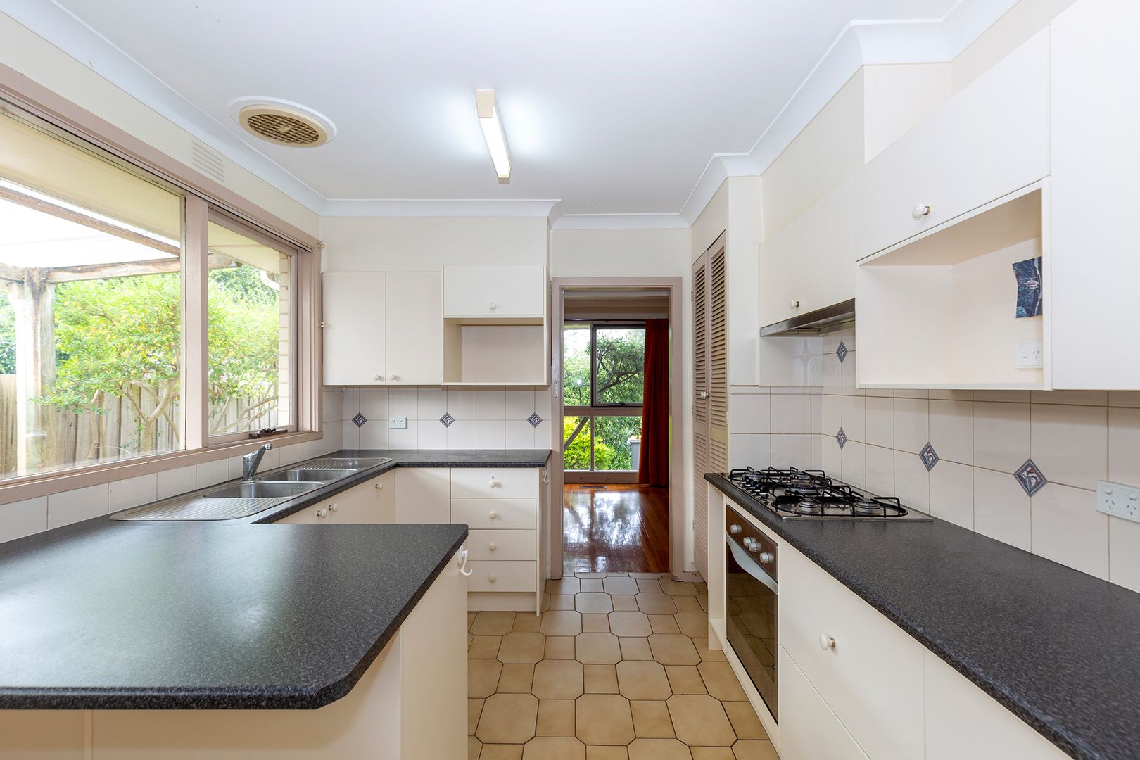 17 Darnley Grove, Wheelers Hill VIC 3150 House For Rent Domain