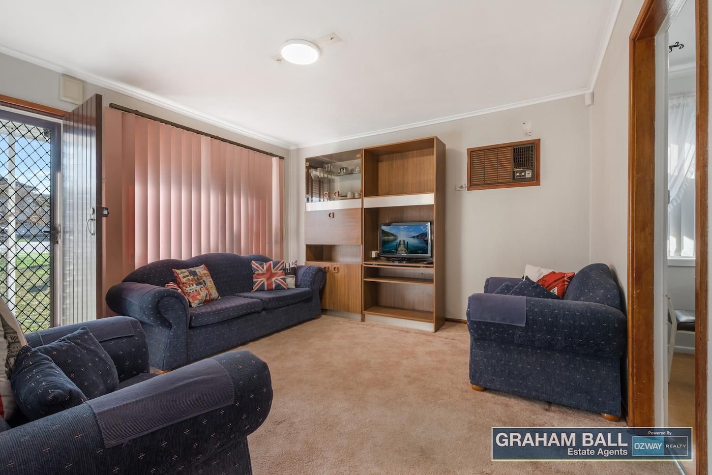 6 Jordan Street, Fairfield West NSW 2165, Image 2