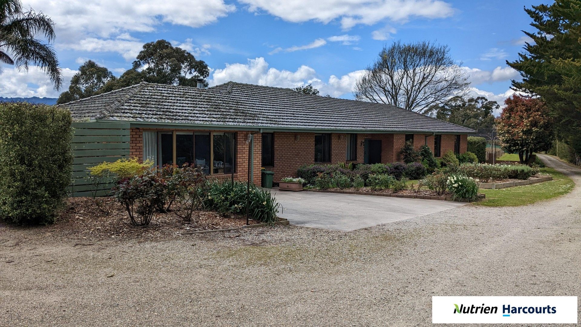 90 Elvian Road, Woori Yallock VIC 3139 House for Sale 2,500,000