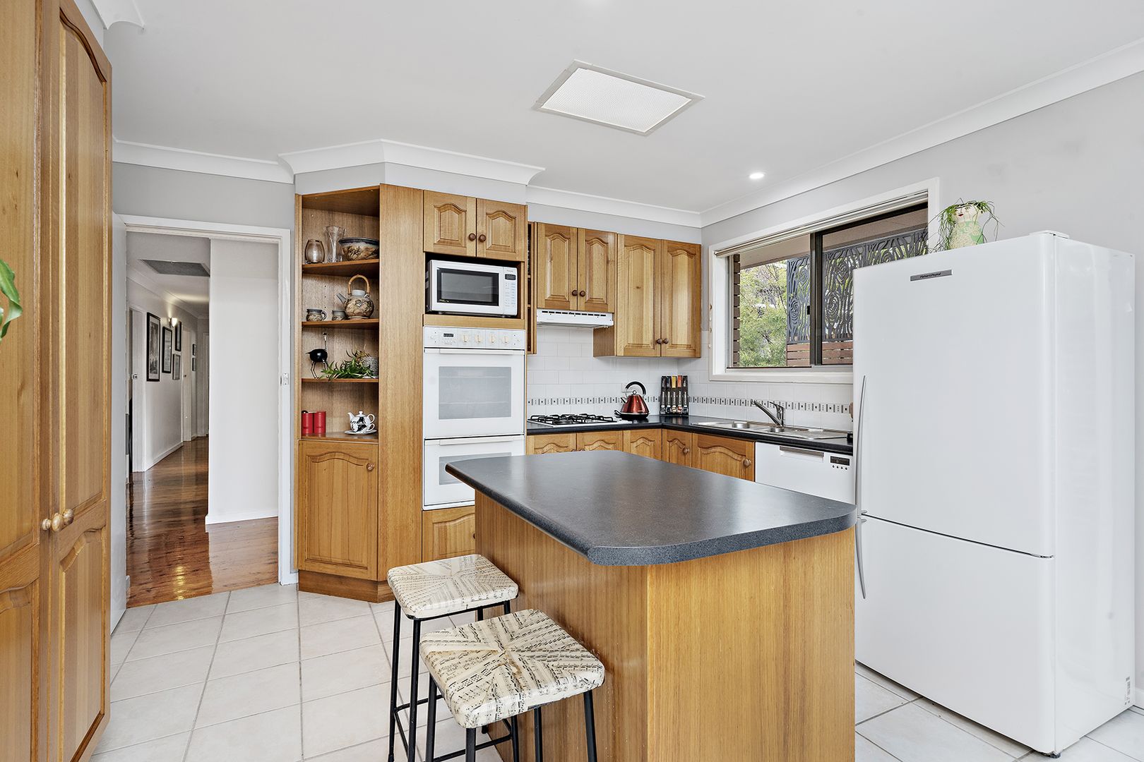 2 Cassian Street, Keiraville NSW 2500, Image 2