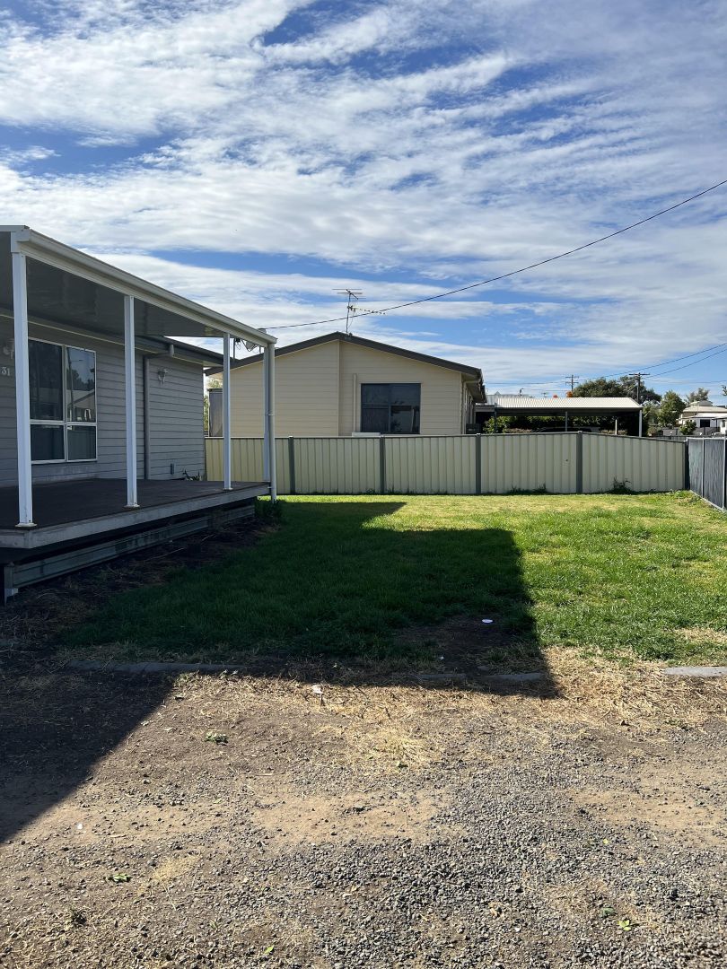 31 Robusta Drive, Roma QLD 4455 House For Rent 450 Domain