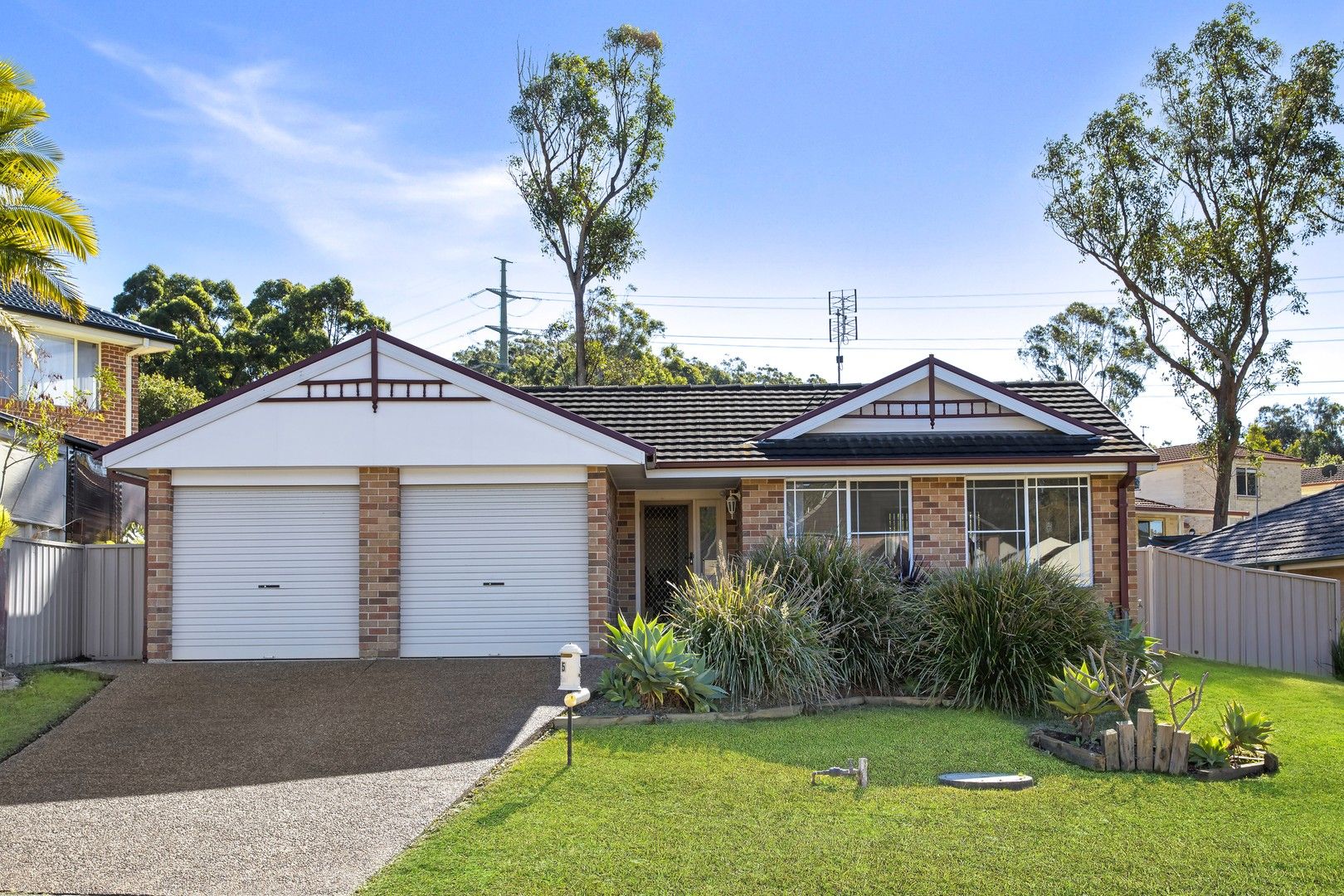 4 bedrooms House in 5 Brickendon Avenue MARDI NSW, 2259