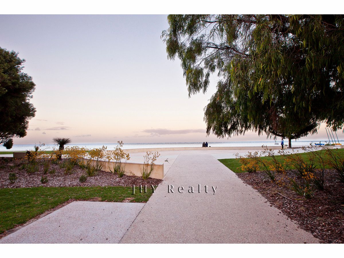 44 Peron Avenue, Dunsborough WA 6281, Image 2