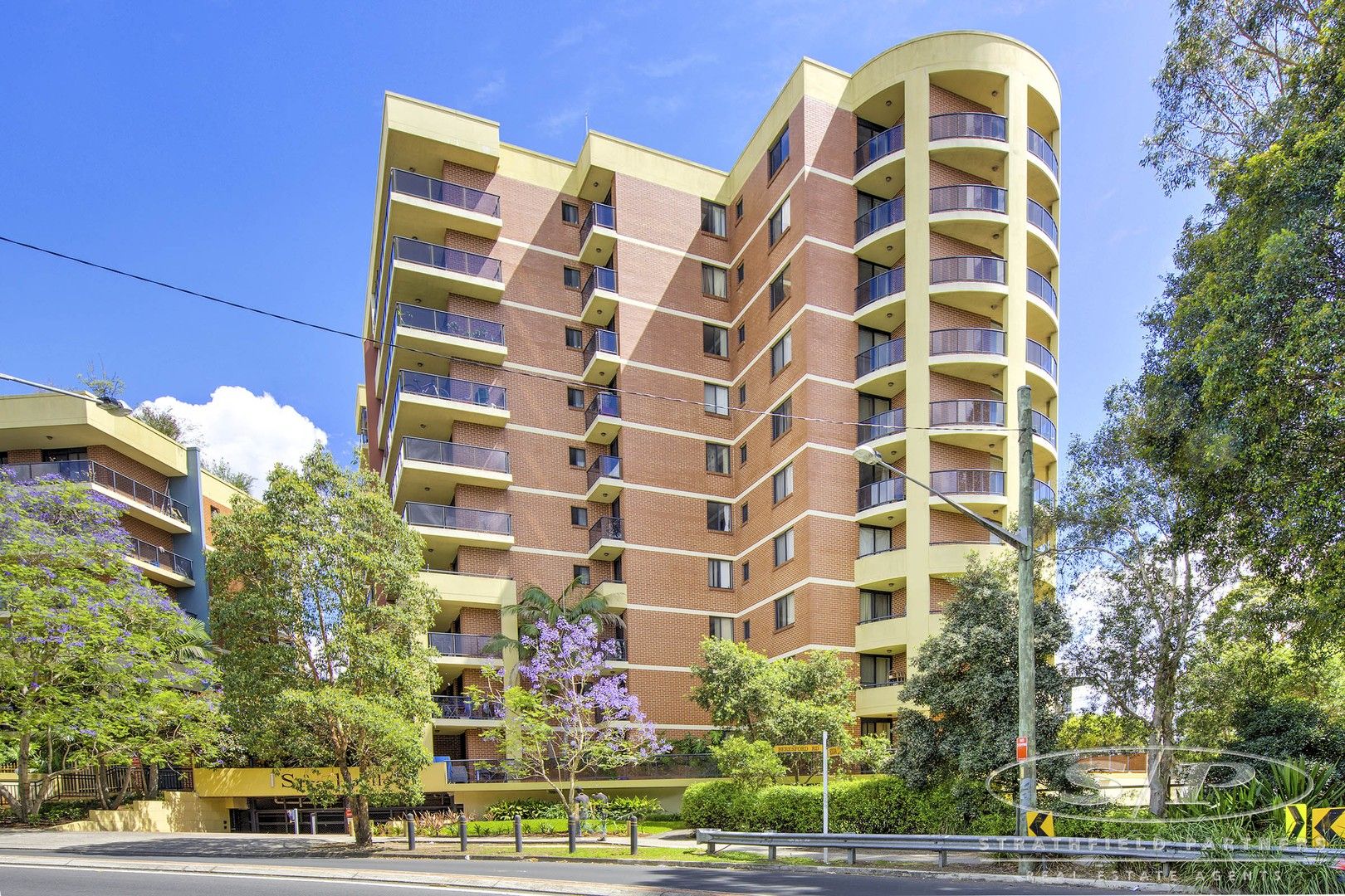 2 bedrooms Apartment / Unit / Flat in 144/1 Beresford Road STRATHFIELD NSW, 2135