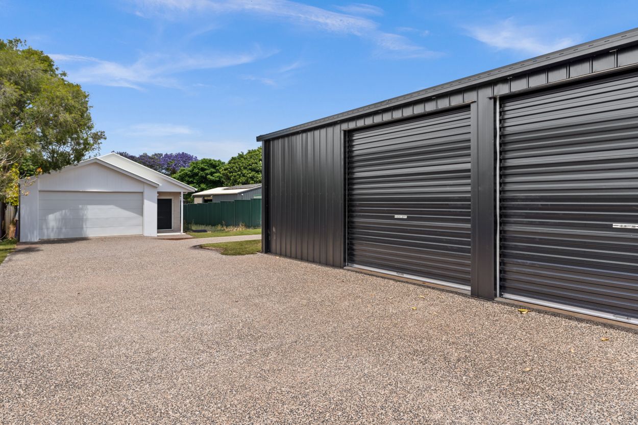 4 bedrooms House in 6 Rob Street NEWTOWN QLD, 4350