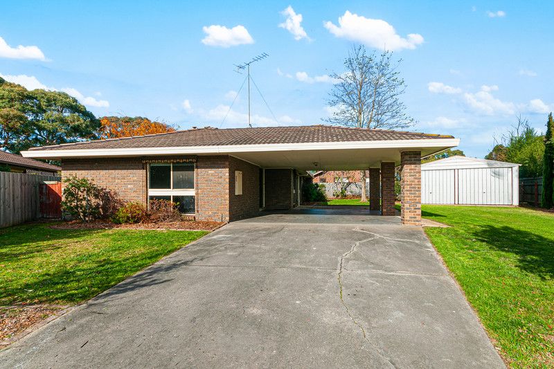 3 bedrooms House in 3 Dove Court TRARALGON VIC, 3844