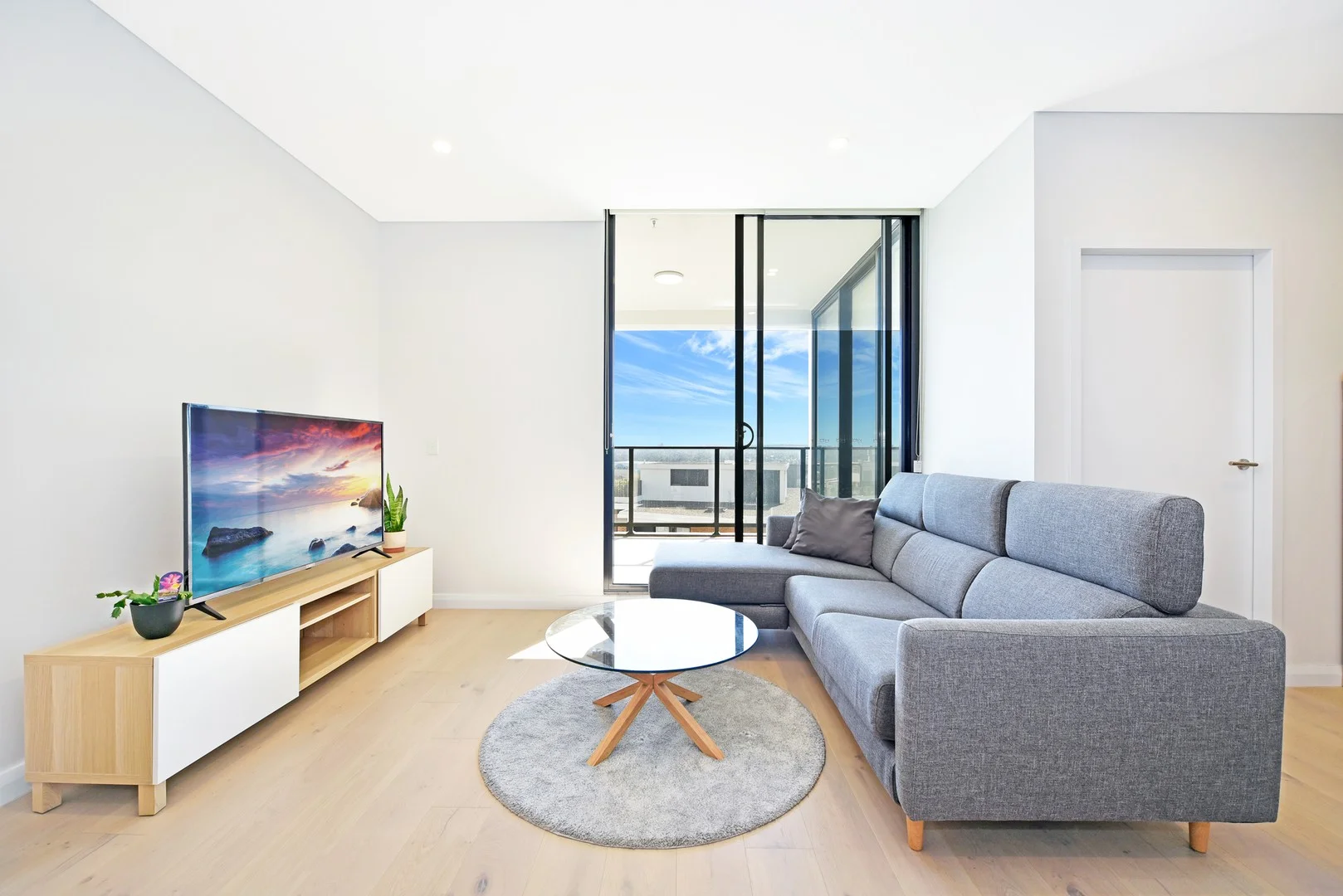 1024/1 Maple Tree Road, Westmead NSW 2145