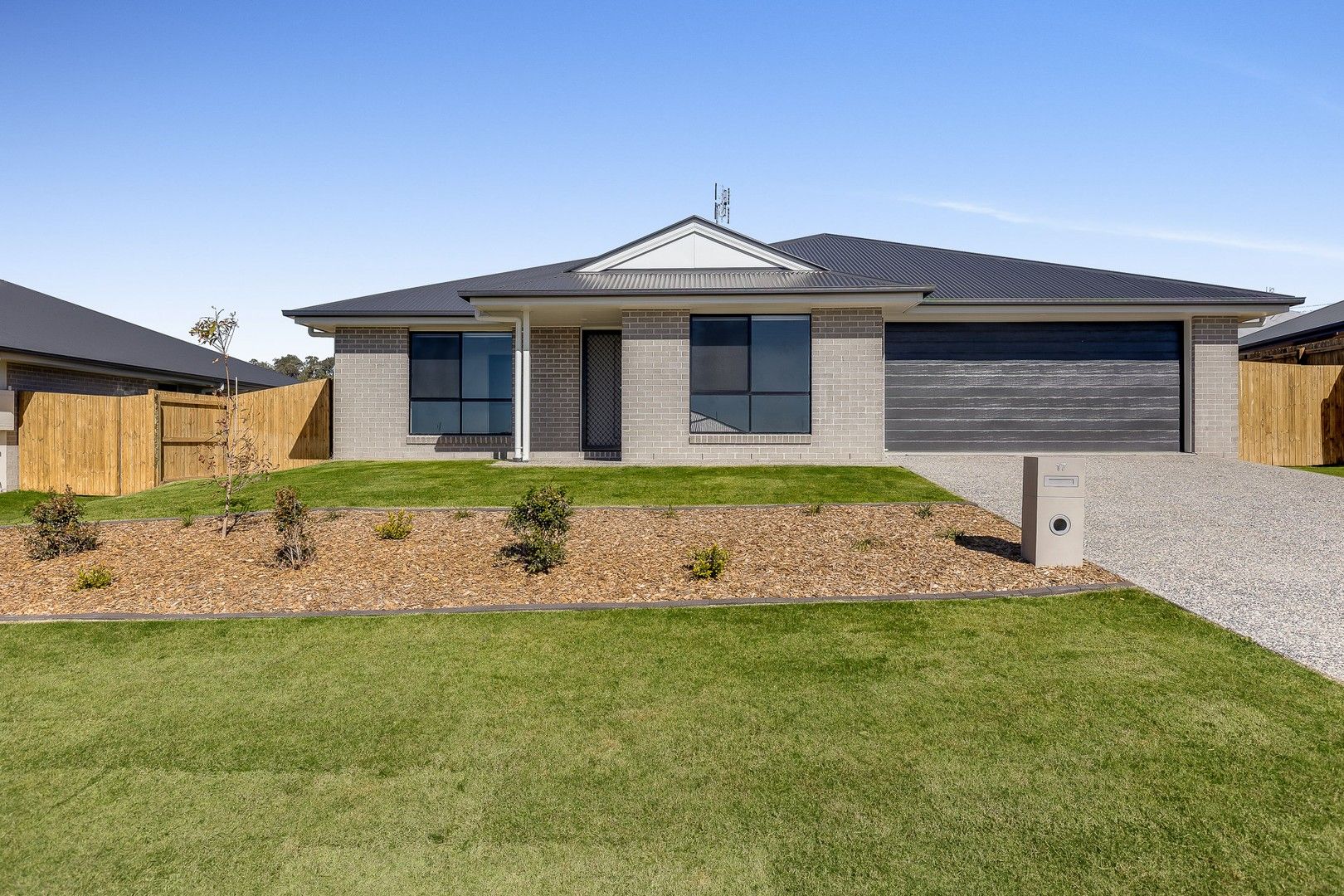 17 Vanessa Crescent, Cotswold Hills QLD 4350 House For Rent 570 Domain