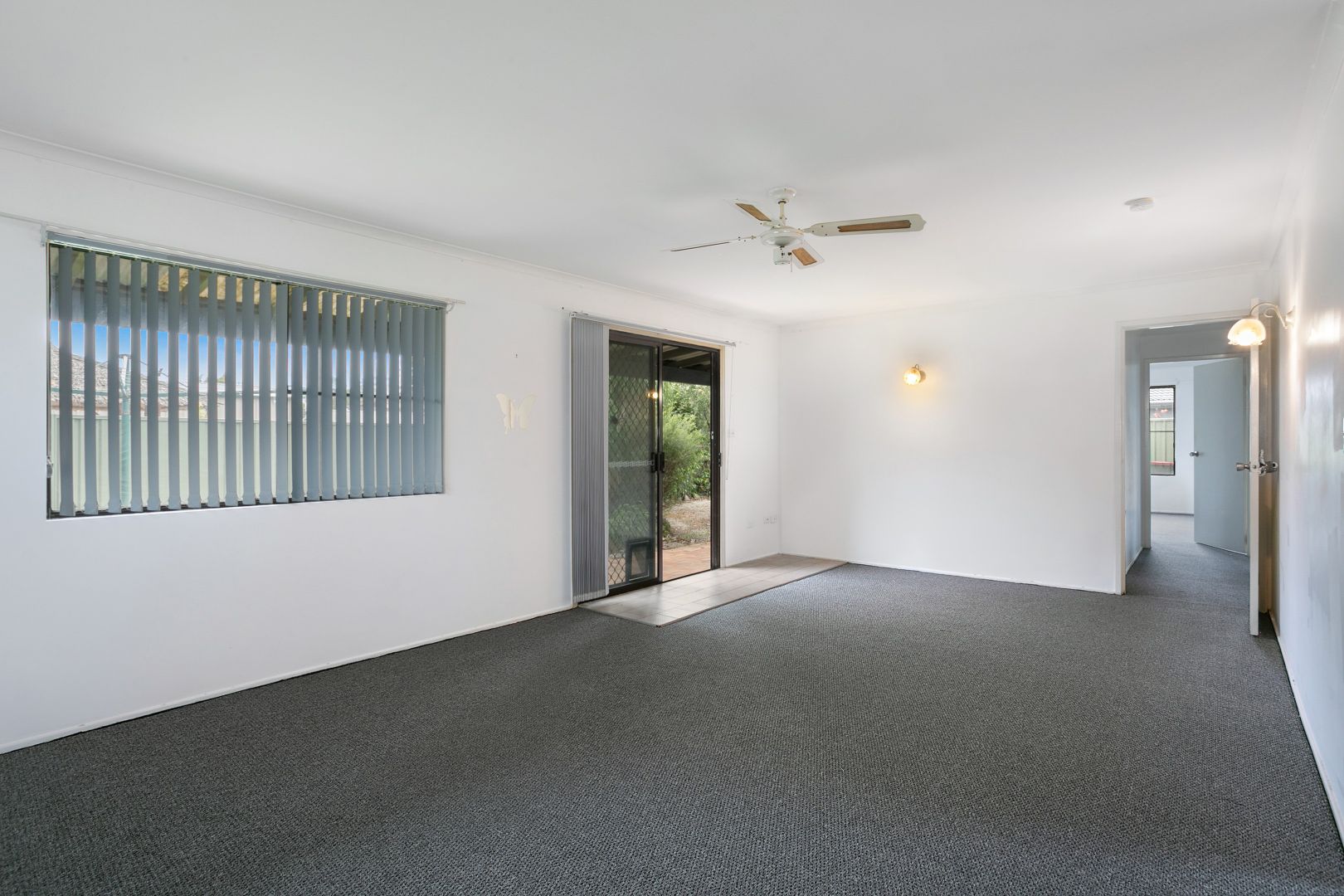 8A Clare Crescent, Berkeley Vale NSW 2261, Image 1