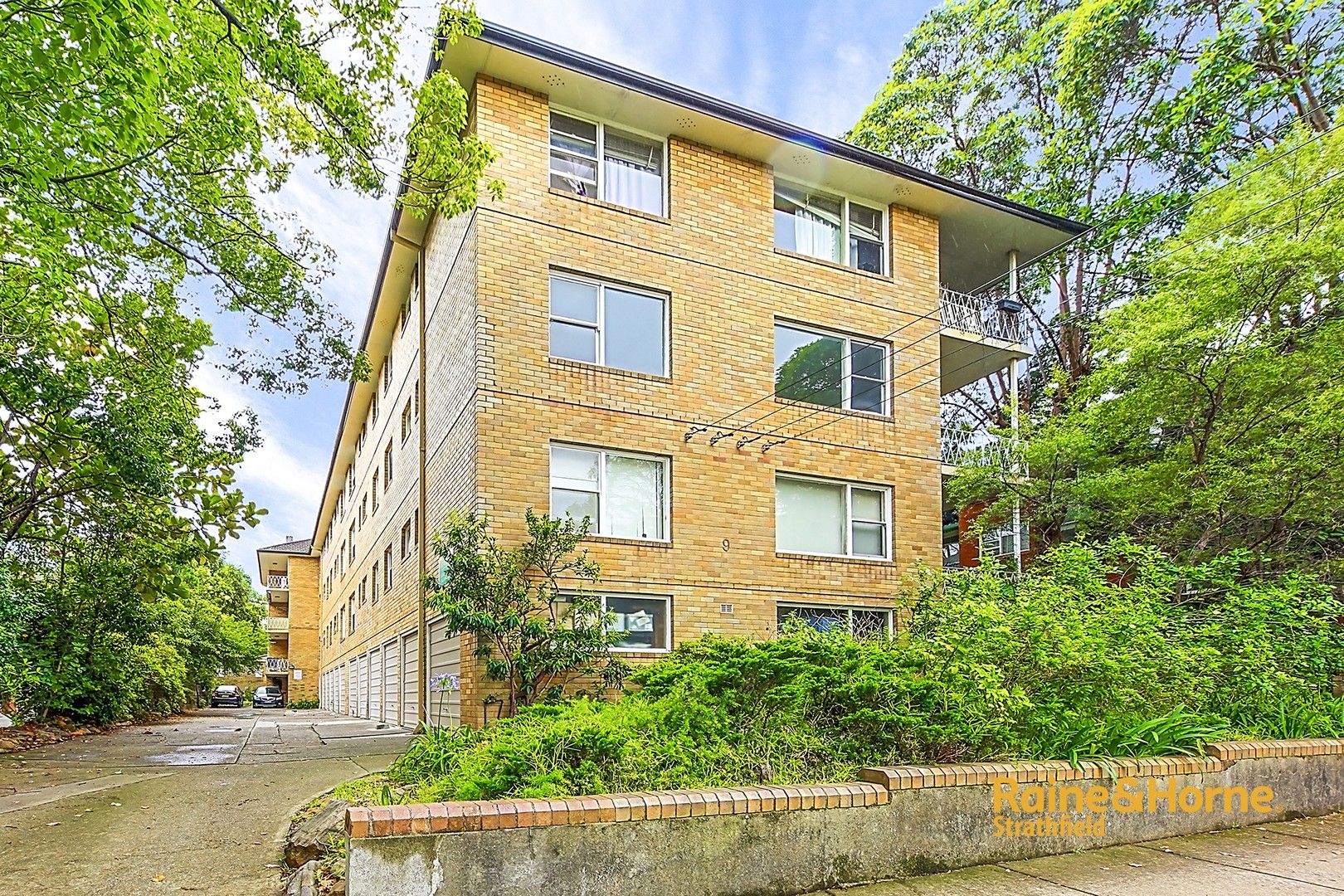 2 bedrooms Apartment / Unit / Flat in 15/9 Everton Rd STRATHFIELD NSW, 2135