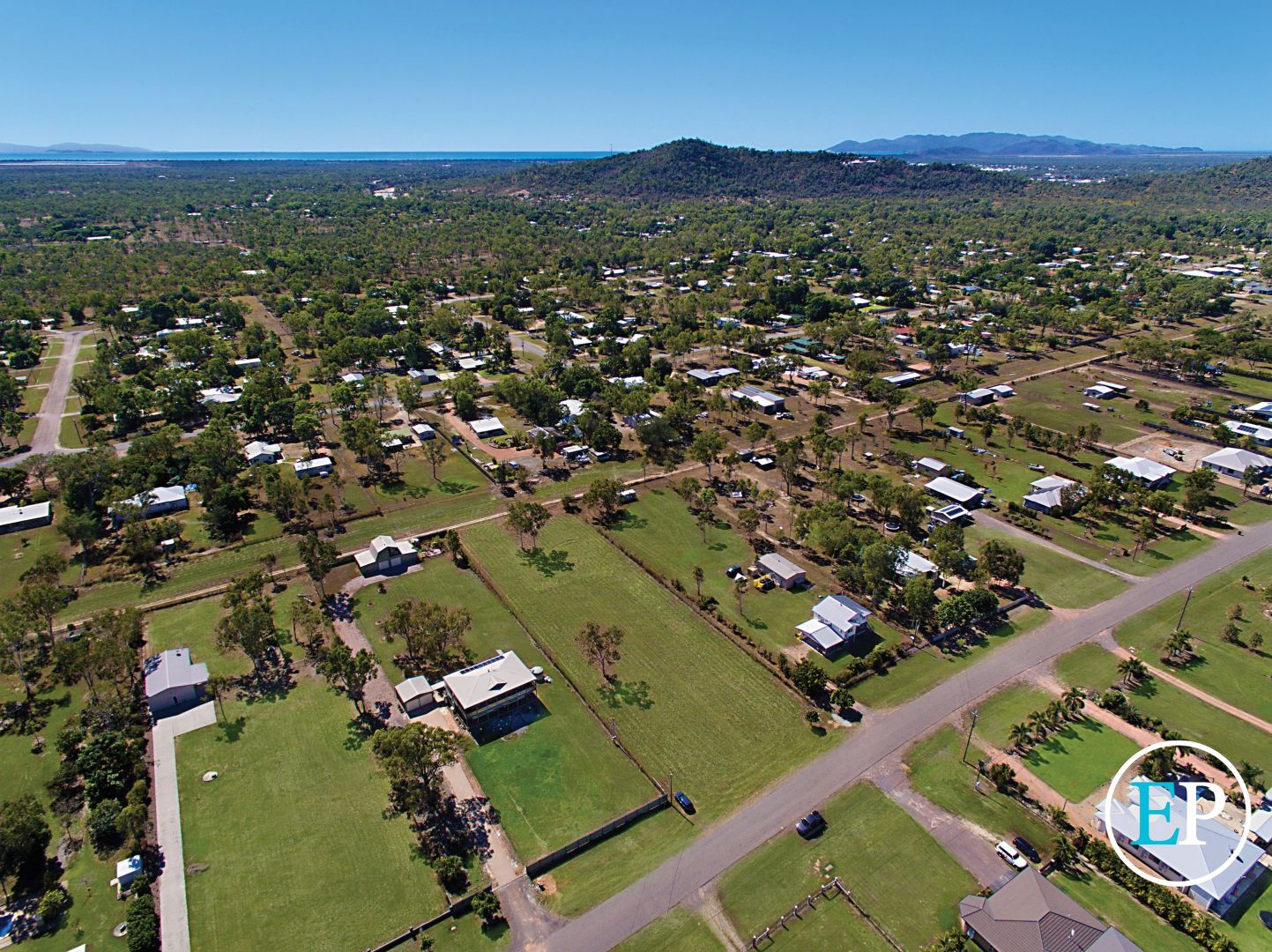 34 Blackview Avenue, Black River QLD 4818, Image 2