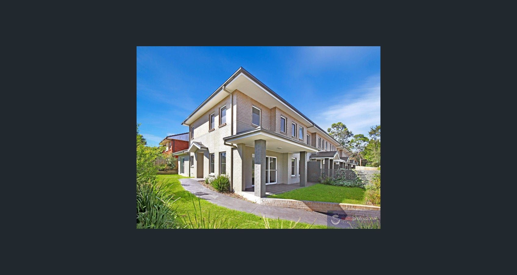 4 bedrooms Townhouse in 1/53-55 Showground Rd CASTLE HILL NSW, 2154