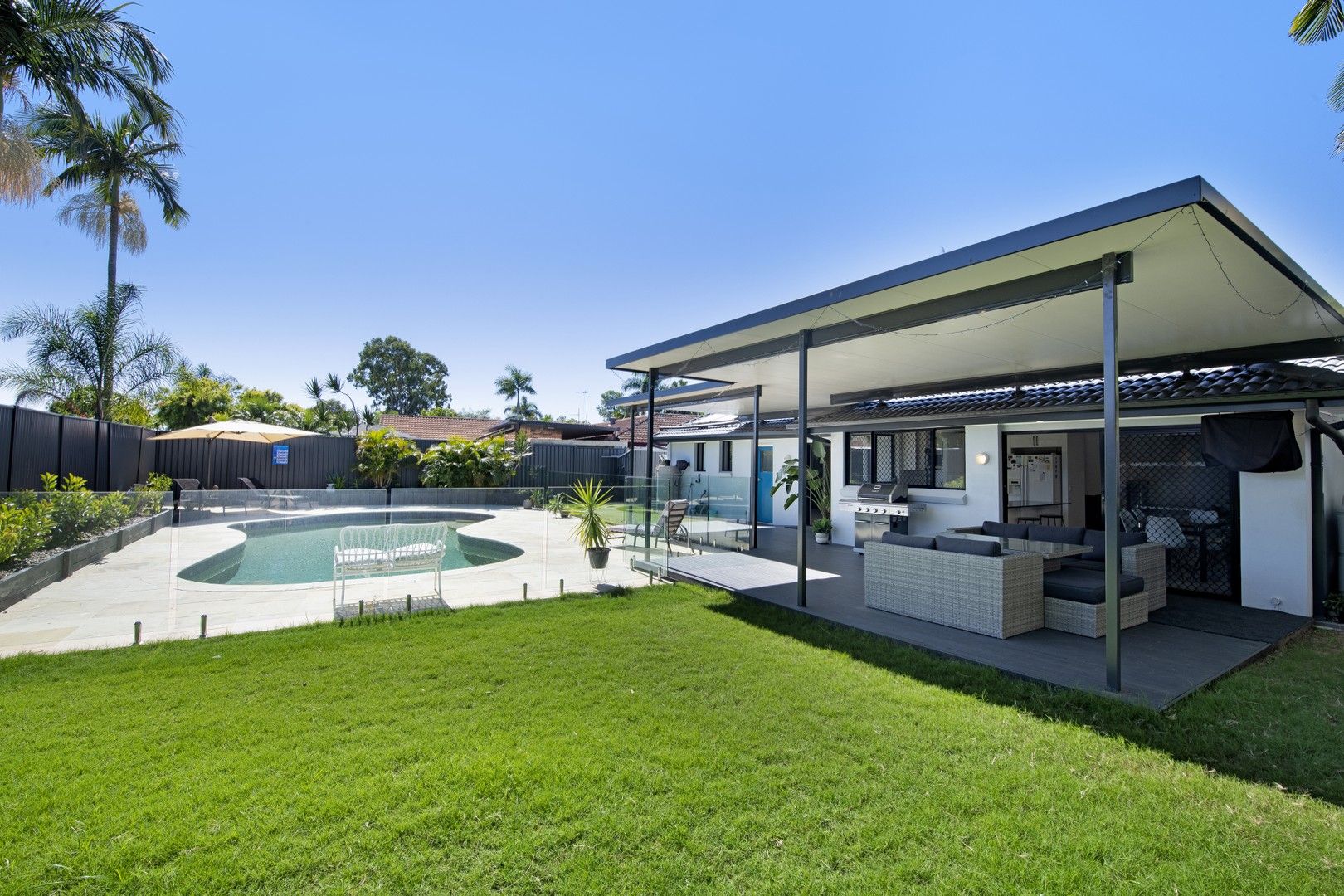 7 Rawlinna Drive, Mermaid Waters QLD 4218, Image 0