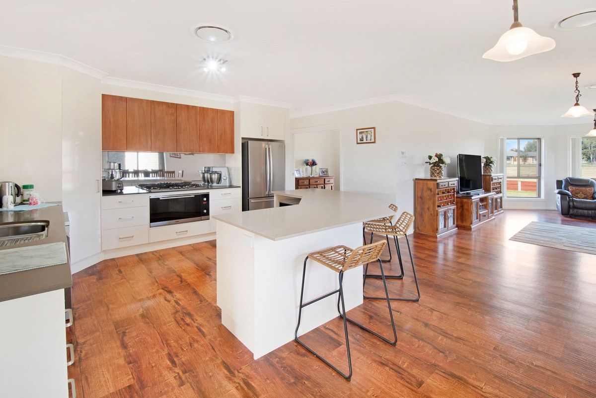 52 Kerry Elizabeth Drive, Gunnedah NSW 2380, Image 2