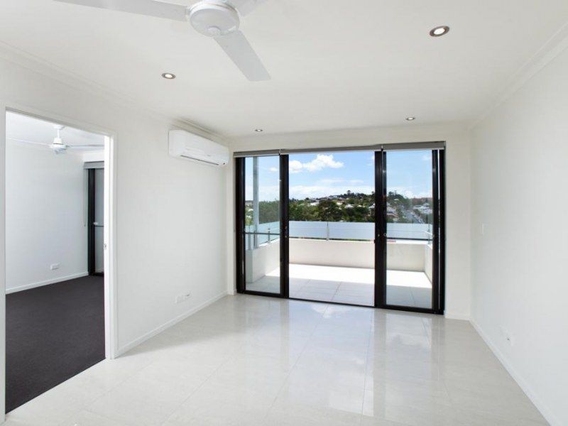 2008/8 Lochaber Street, DUTTON PARK QLD 4102, Image 2