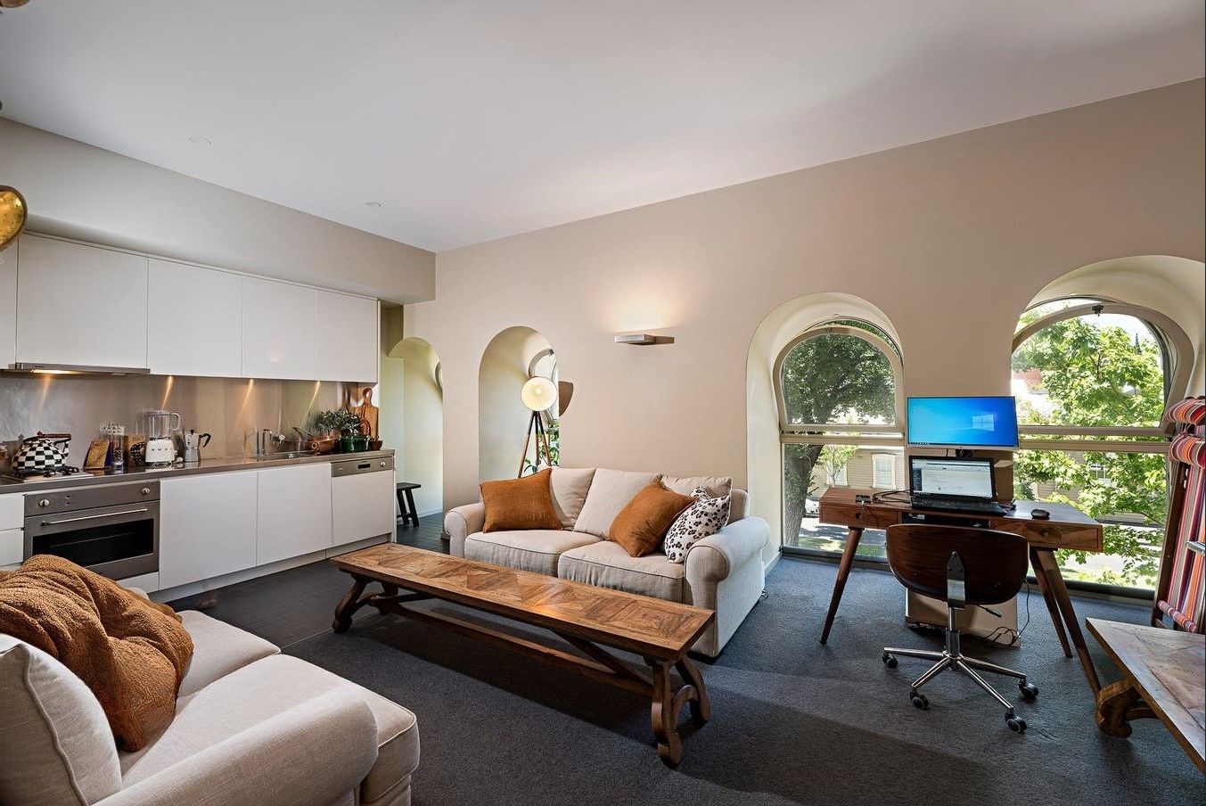1 bedrooms Apartment / Unit / Flat in P04K/211 Powlett Street EAST MELBOURNE VIC, 3002