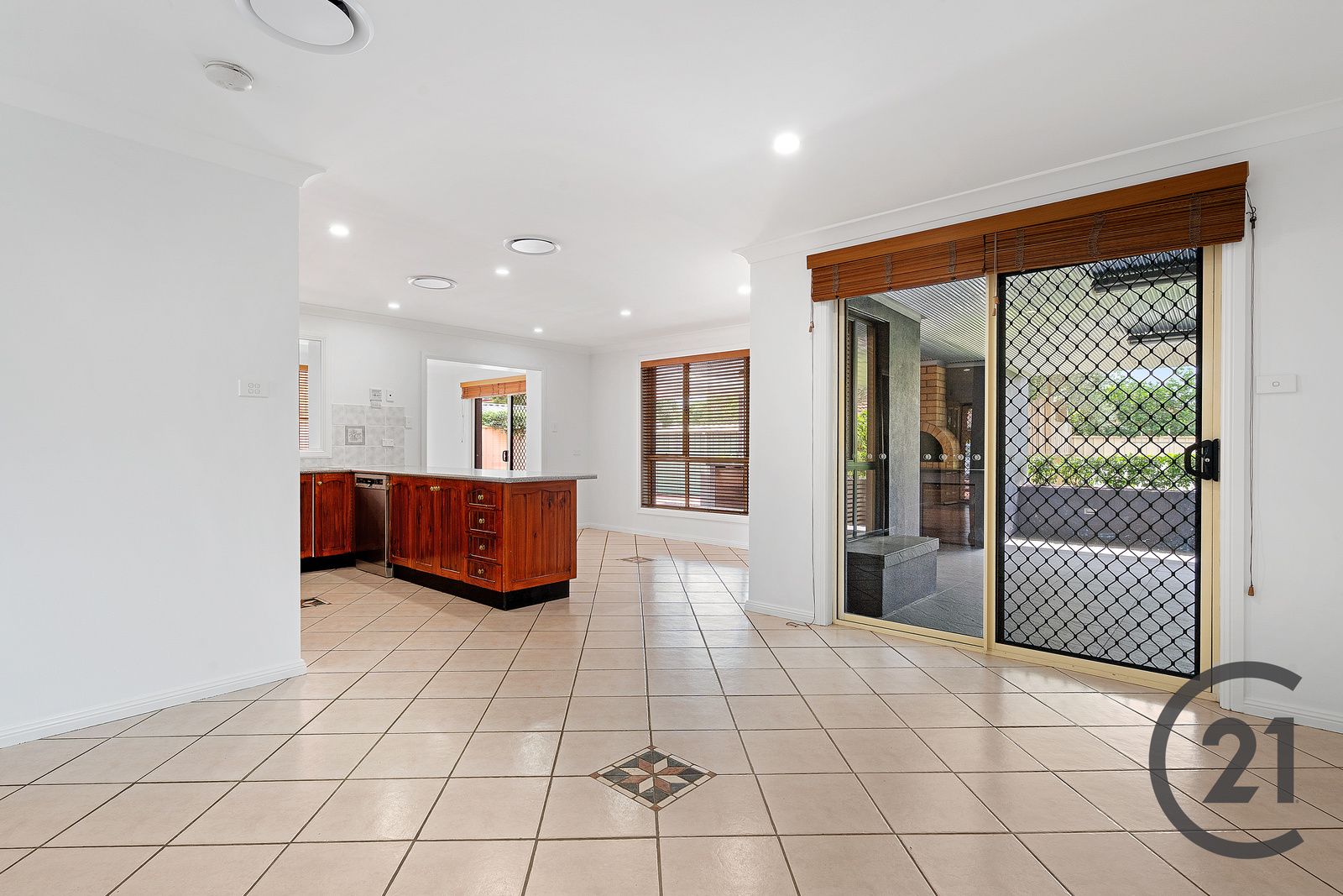 74 Nineteenth Avenue, Hoxton Park NSW 2171, Image 2