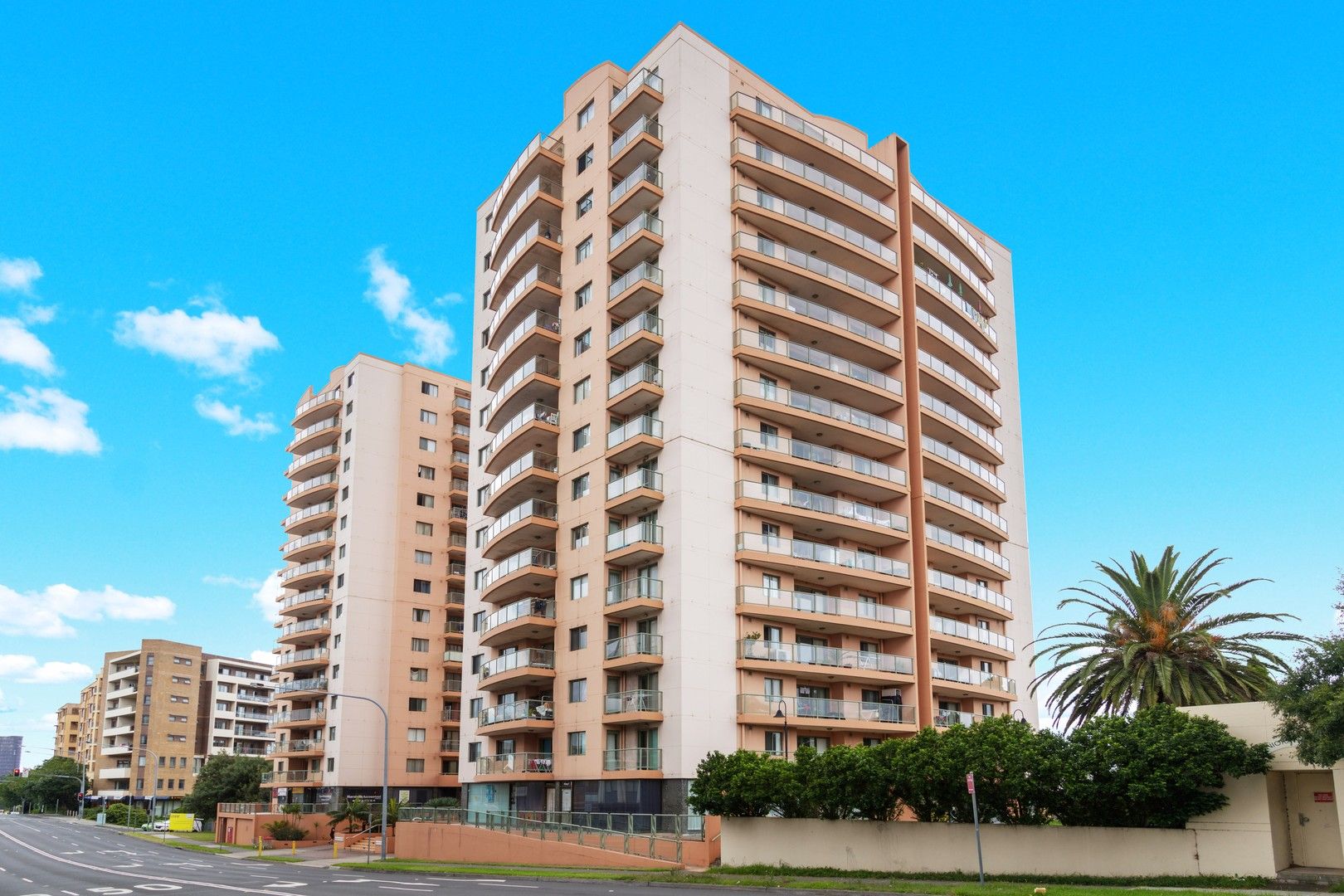 3 bedrooms Apartment / Unit / Flat in 1106/588B-600 Railway Parade HURSTVILLE NSW, 2220