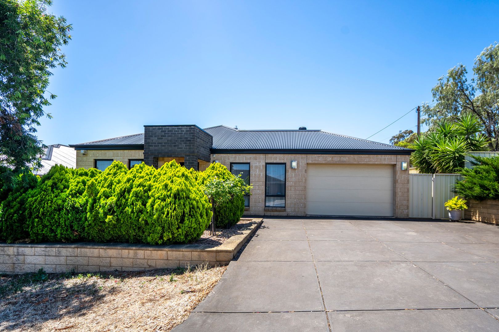 37 Nelson Road, Valley View SA 5093, Image 1