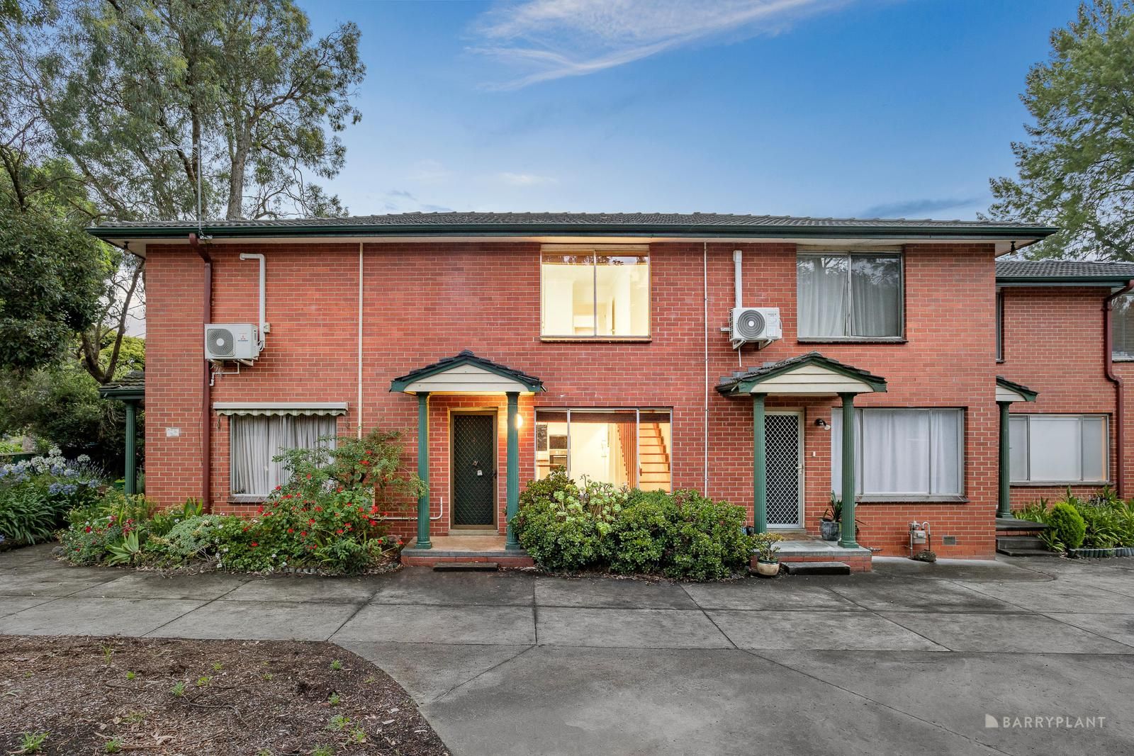 2/4 Woodlands Road, Heathmont VIC 3135, Image 0