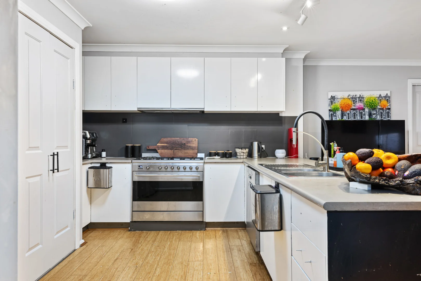 Additional image 5 of 30 Canadian Crescent, Canadian VIC 3350