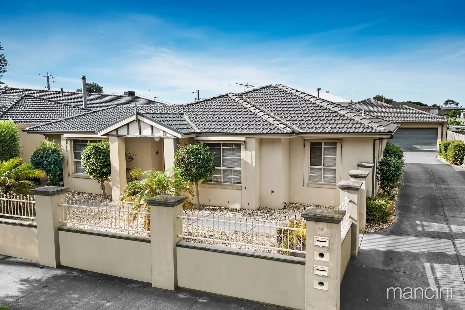 1/14 Maidstone Street, Altona VIC 3018