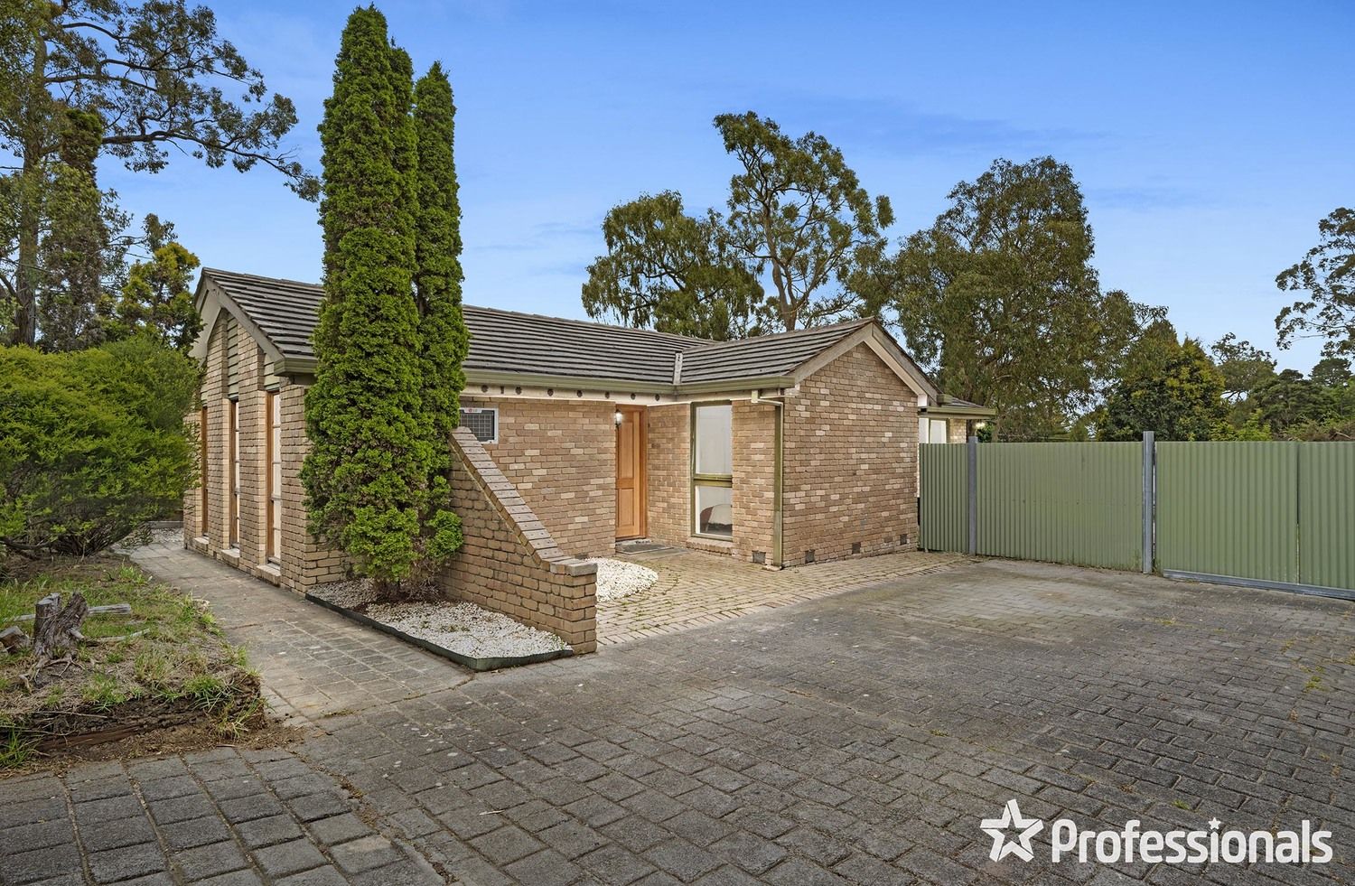 36 Stephen Avenue, Montrose VIC 3765, Image 0