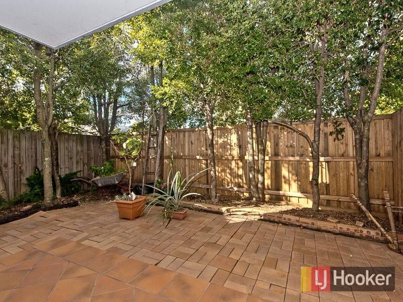 4/2 Halcomb Street, Zillmere QLD 4034, Image 1