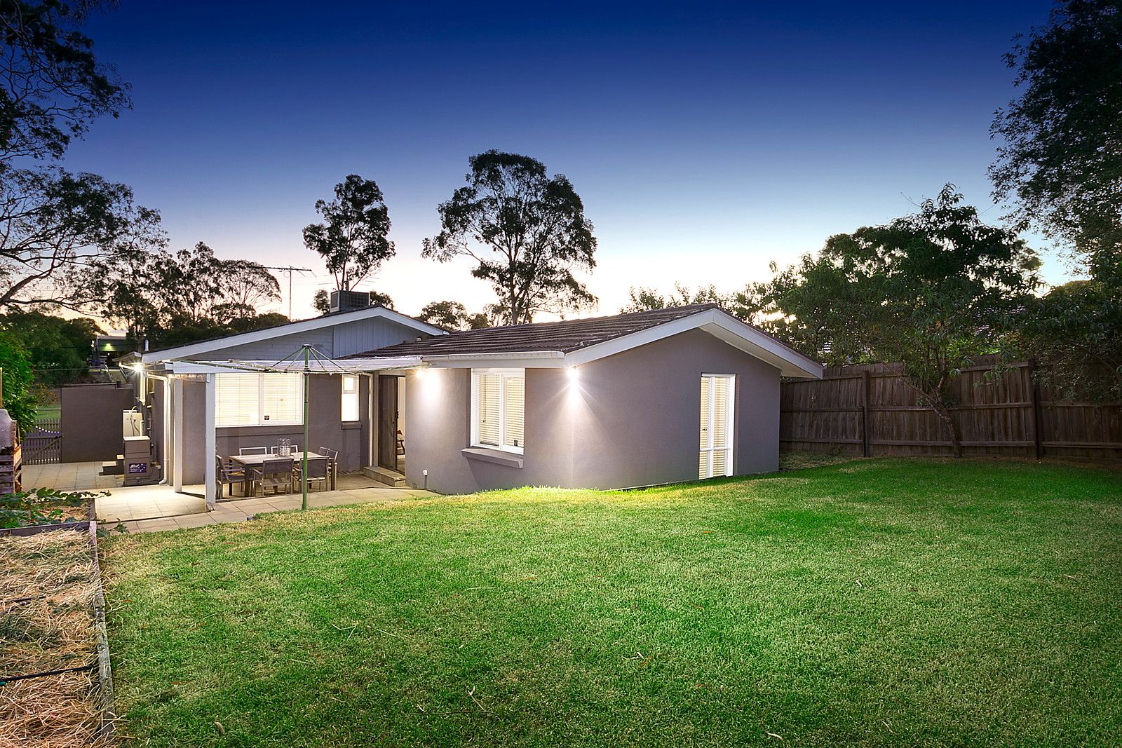 34 Warren Road, Viewbank VIC 3084, Image 2