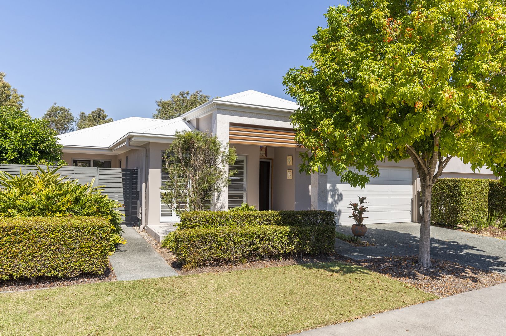 167/1 Halcyon Way, Hope Island QLD 4212 Domain